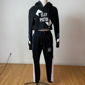 Stylish jogger set from Elly Pistol. Used once!